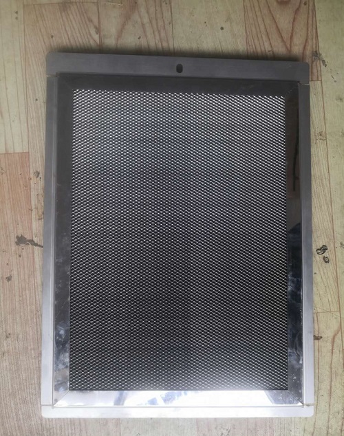 Activated carbon filter screen